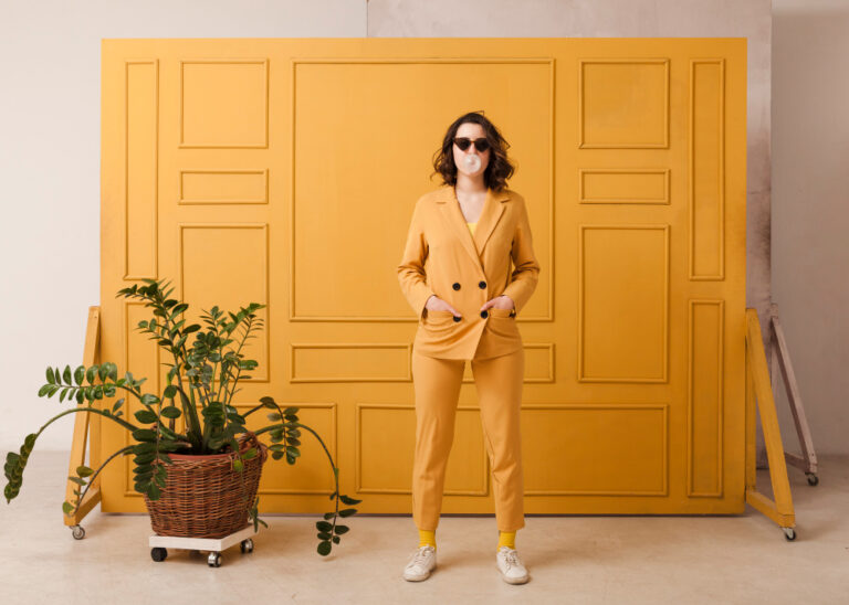 Scene Style: 10 Bold Trends Defining 2025 Fashion - SHINE TO DYE